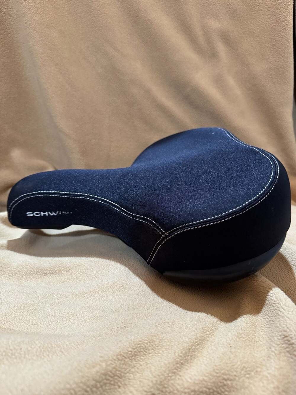 Schwinn Comfort Gel Bicycle Saddle Seat with Elastomer Springs Black
